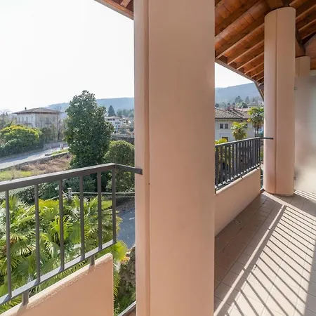 فندق Della Torre 3*