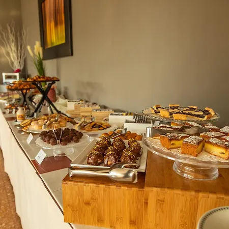 デッラ トーレ ストレーザ