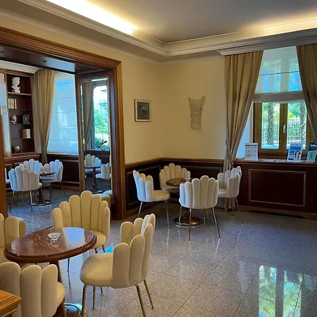 デッラ トーレ 3*