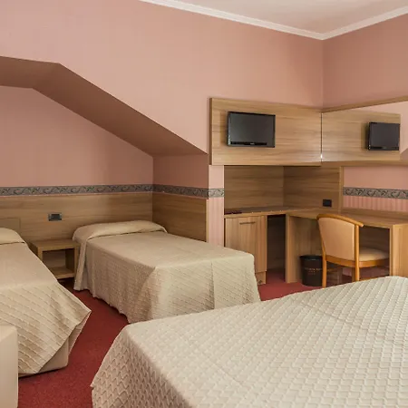 デッラ トーレ ホテル ストレーザ