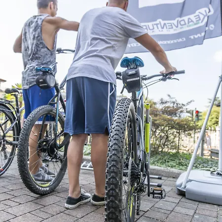 デッラ トーレ ホテル 3*