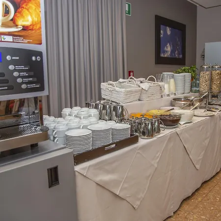 デッラ トーレ 3*