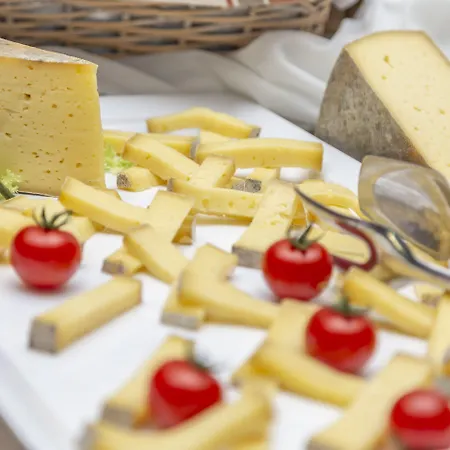 デッラ トーレ 3*